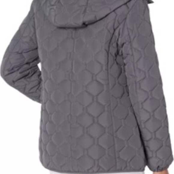 GUESS Women's Short Light-Weight Jacket, QUILTED - Picture 13 of 14